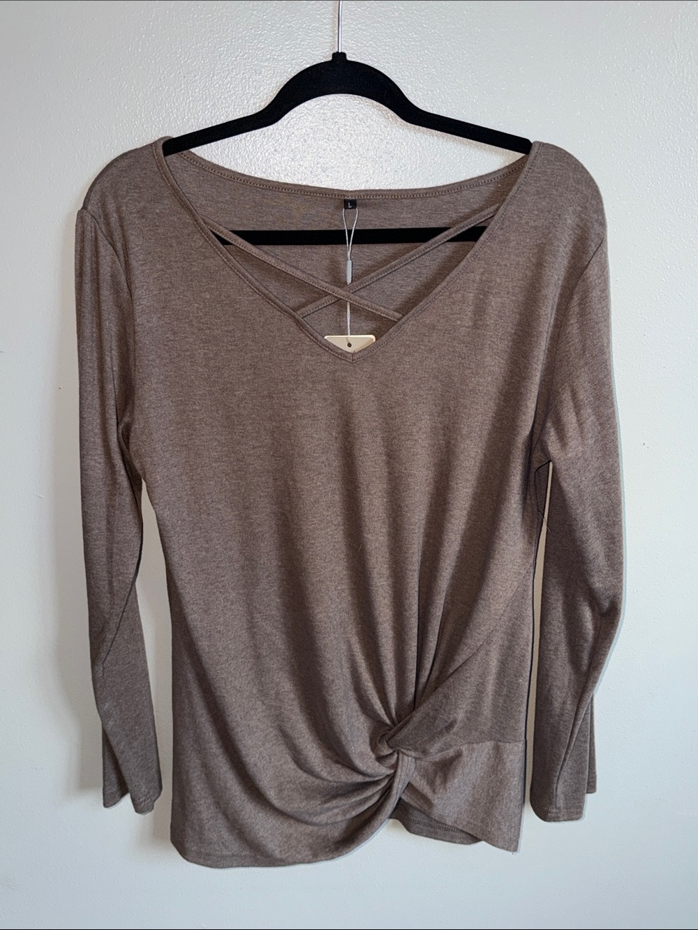 Women’s Crisscross Knot Front Long-Sleeve Top - Taupe Size L NWT